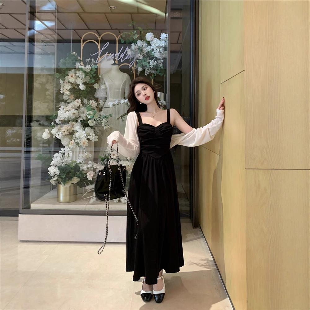 French Hepburn-Style Plus Size Black Spaghetti Strap Dress with Shawl