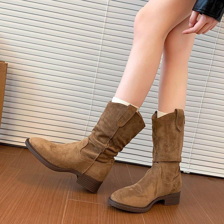 

Coarse heel women s boots women s retro suede apricot western pile boots short boots 2025 autumn and winter V-mouth thin short boots women 39 хакі