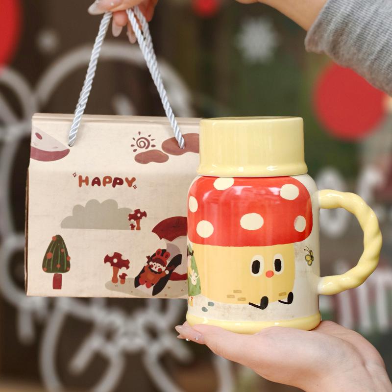 Cute high-value milk fufu kettle girls large-capacity ceramic mug with lid spoon birthday gift souvenir