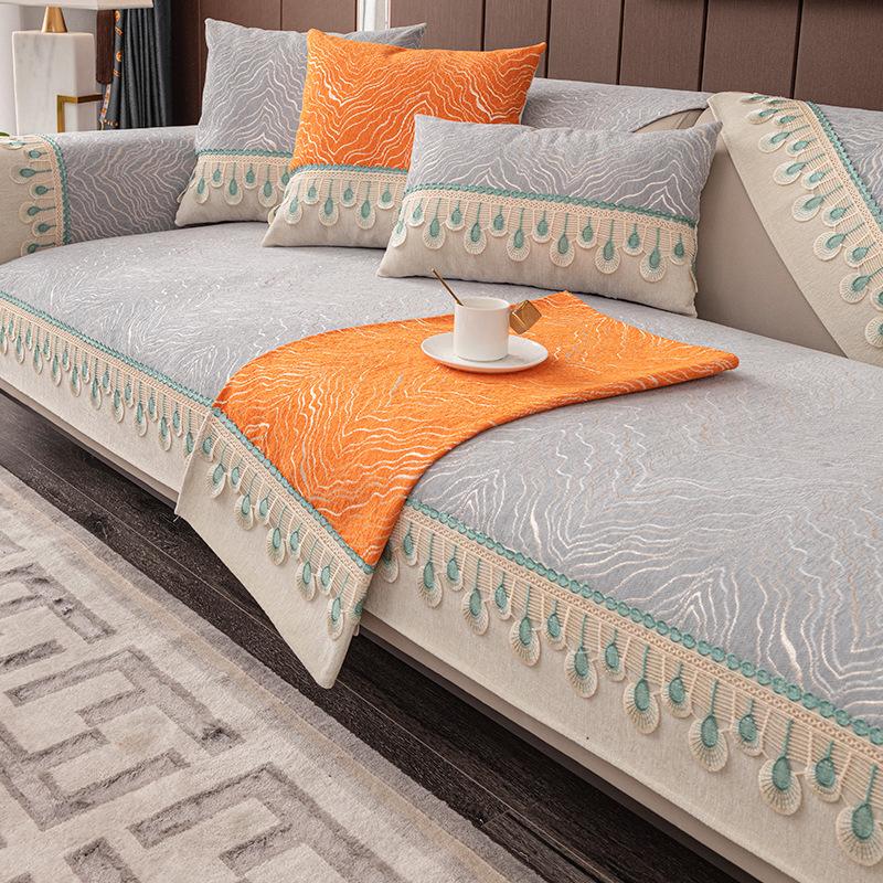 Erschwinglicher Luxus-Stil Modernes High-End-Leder-Sofa-Kissen Hochwertige Vier-Jahreszeiten-Allgemeinstoffe Rutschfester Bezug Überwurfhandtuch