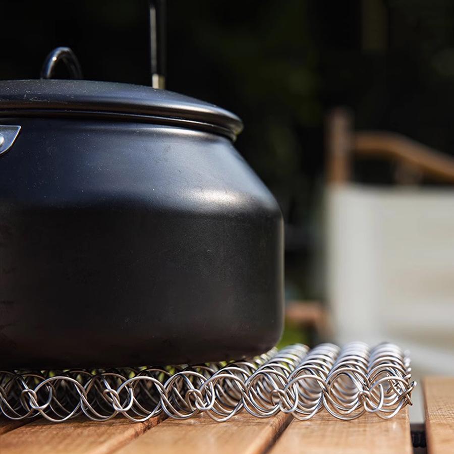 Outdoor Spring Insulated Mat 304 Stainless Steel Heat Insulation Pad Trivet Mat  Pad for  Dishes Pots and Pans for Camping