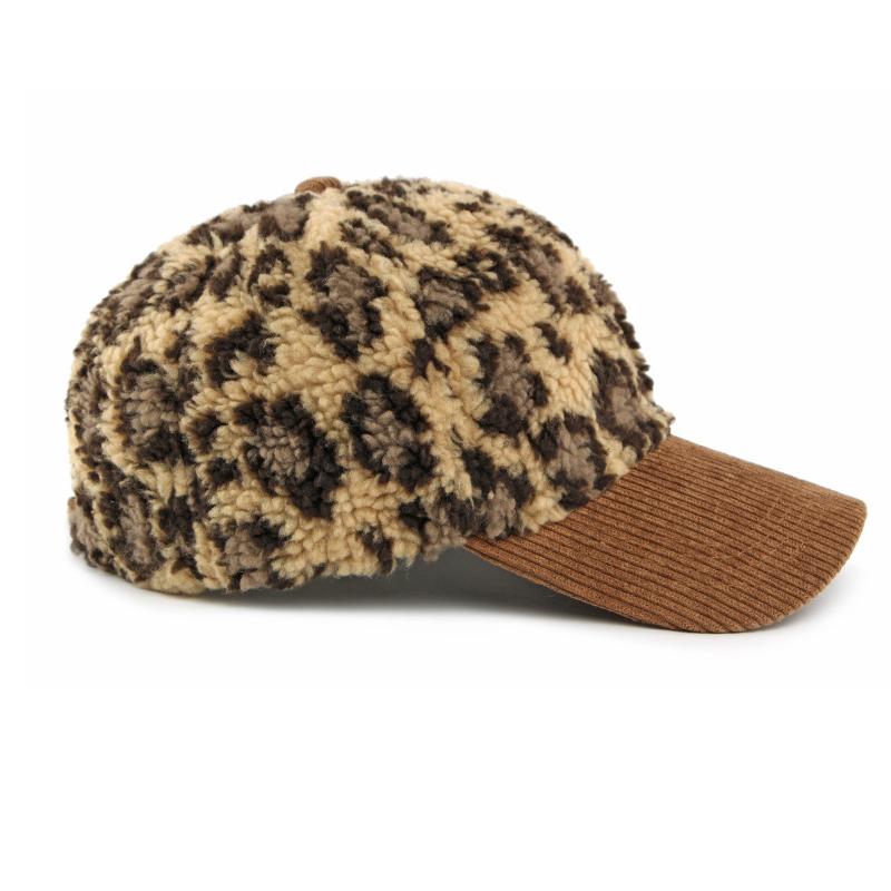 Lamb Wool Hat Women's Autumn Winter Thick Warm Baseball Cap Sunscreen Sun Hat Leopard Print Cap