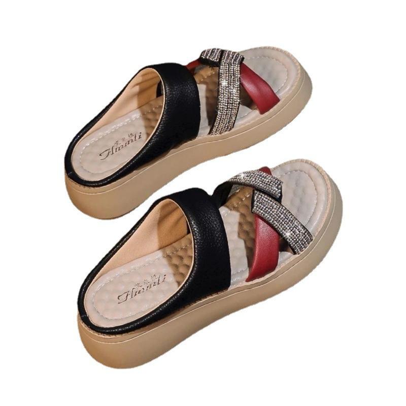 thick-soled soft leather rhinestone slippers for women to wear outside summer 2025 new high-end fashion versatile lazy women cool slippers