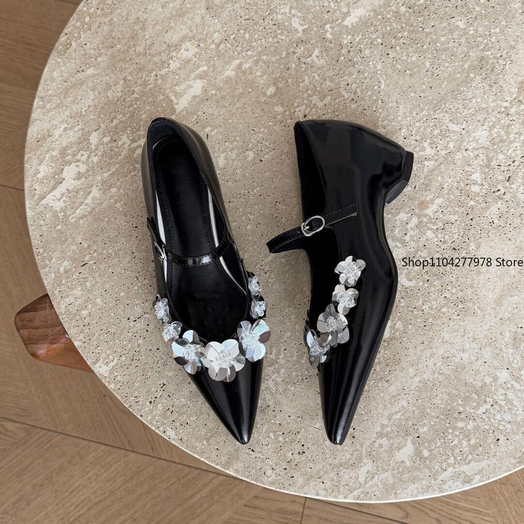 Fashion Japanese Sequined Flowers Mary Jane Shoes Shallow Temperament Women's New French Pumps Inner Height-increasing Pointed Shoes