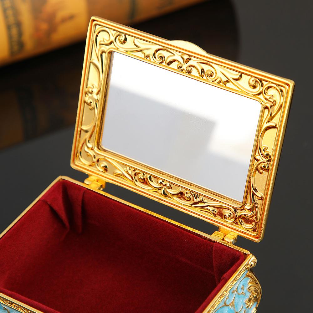 Vintage Enamel Rose Embossed Lockable Jewelry Box-Mini European Style Rectangle Trinket Box Buckle Closure for Rings Necklaces