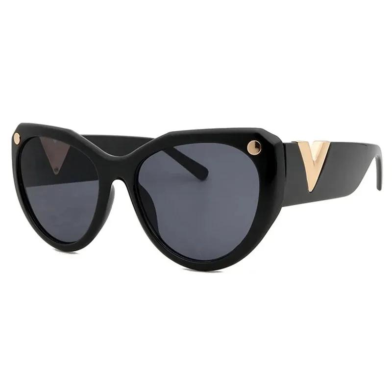 Fashion Cat Eye Sunglasses  Vintage Luxury Brand Designer Black Oversized Ladies Sunglasses Square Eyewear UV400