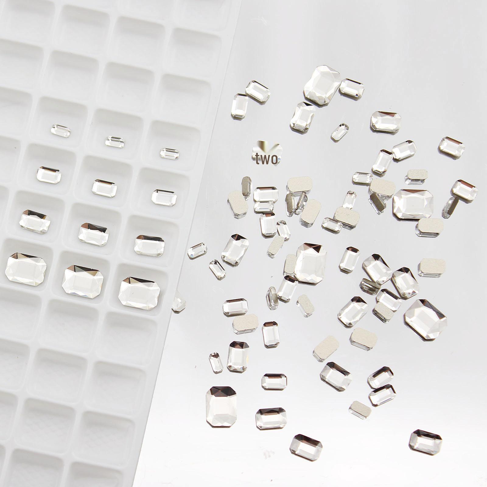 

Мини Смешанные Сердечки Стеклянные Стразы для Декора Ногтей - Супер Блеск Плоское Дно 100 pcs