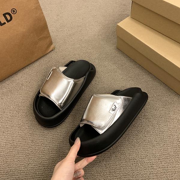 Fashion Slippers Casual Summer Women's Shoes Pantofle Slides Shale Female Beach Luxury 2025 Sabot Soft Flat Leisure Hook & Loop Female S