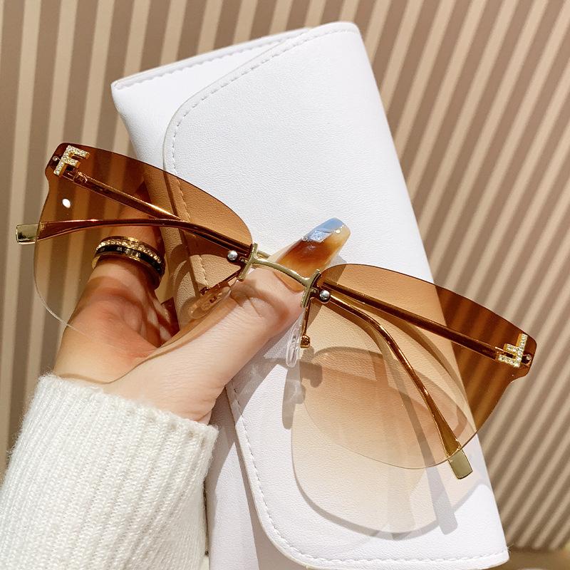 Diamond-encrusted F-letter frameless sunglasses ins wind fashion sunglasses high-end metal sunglasses women's one