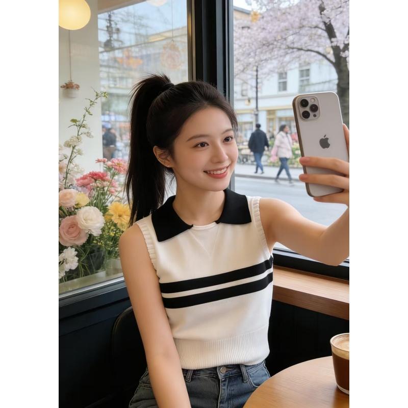 Knitted Halter Top Women's Summer New Design Polo-neck Sleeveless T-shirt, Slimming Effect, Suitable for Outerwear As A Base Layer Top.