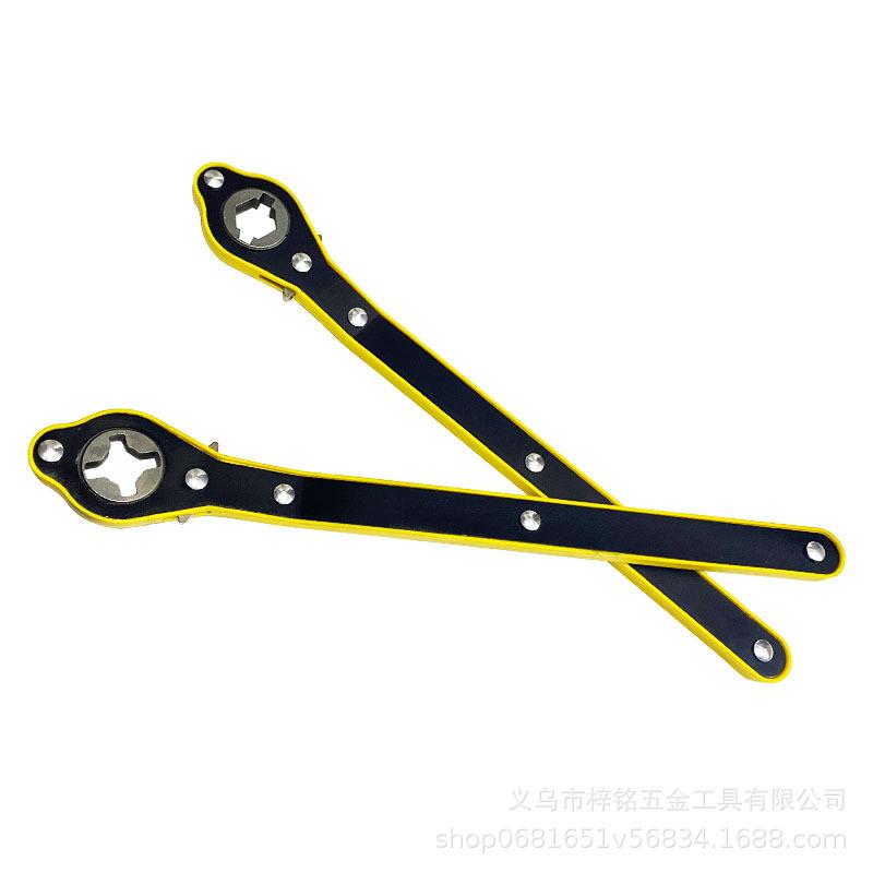 Effort-Saving Ratchet Wrench for Car Tire Removal