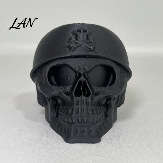 Trailer Hitch Cover Pirate Skull Cover, 3D Carved Tow Ball for SUV Weather-resistant Pickup, Dust Proof Protective Cap Towing Ball, Heavy-duty