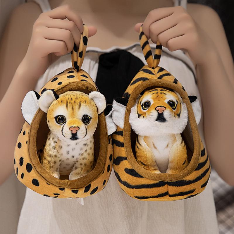 New Beast Family Nest Doll Simulation Tiger Giraffe Leopard Plush Doll Zoo Gift