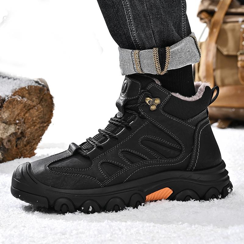 Tooling Shoes Men's 2025 New Winter Velvet Warm Outdoor Casual Shoes Medium Top Soft Sole Non-slip Mountaineering Shoes Large Size
