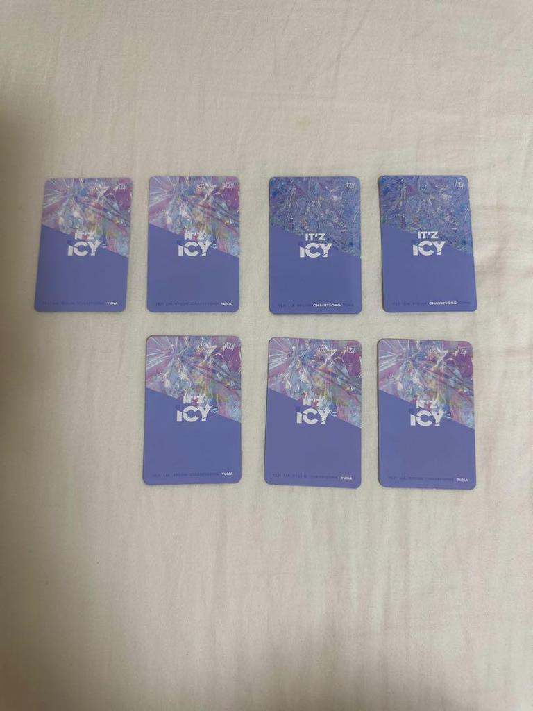 [USED] ITZY IT'z ICY Album CD