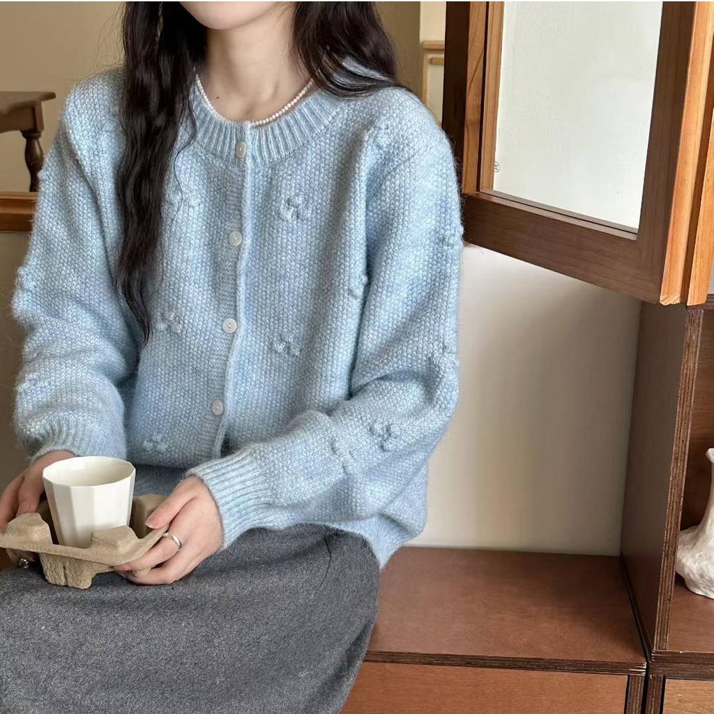 Autumn and Winter New Japanese Retro Heavy Industry Three-dimensional Flower Knitted Cardigan Women's Gentle Style Loose and Slimming Sweater Jacket