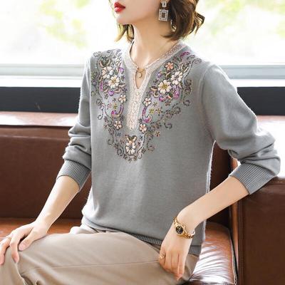 Qianlian Women's Embroidered Knit Sweater