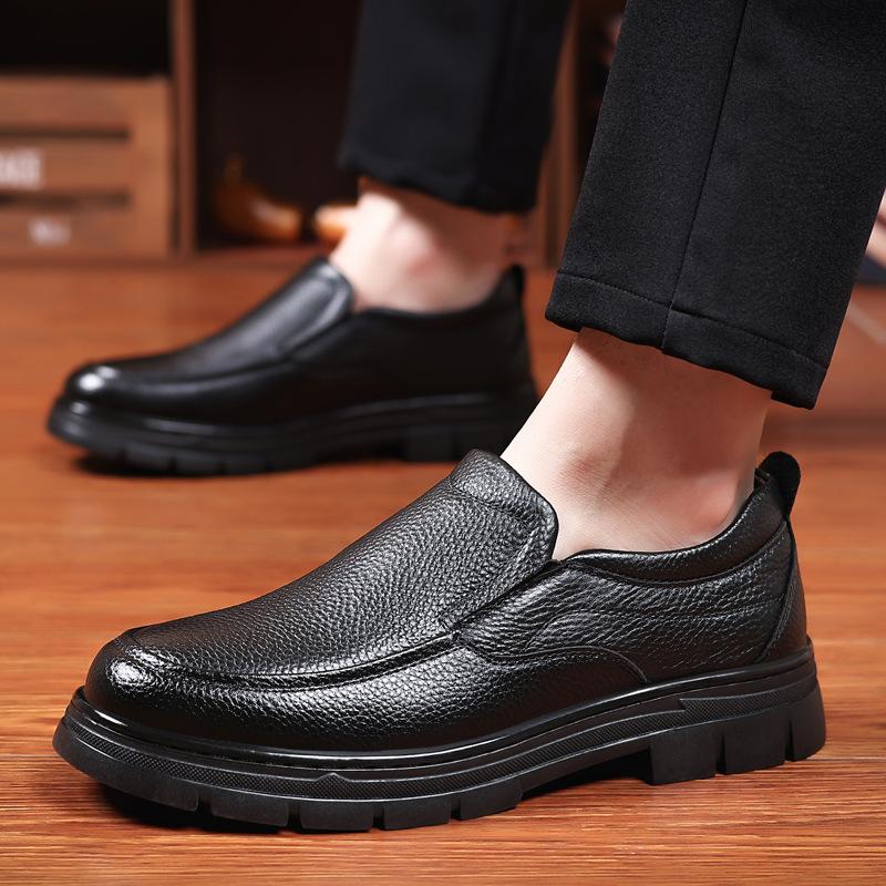 Fashion New Leather Men Formal Shoes Luxury Brand Man Loafers Dress High Quality Breathable Slip on Black Driving Shoes Plus Size 38-44