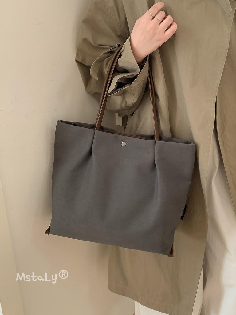 Japanese Casual Canvas Bag Women's Large Capacity Lightweight Handbags 2026 New Solid Color Commuting Shoulder Bags