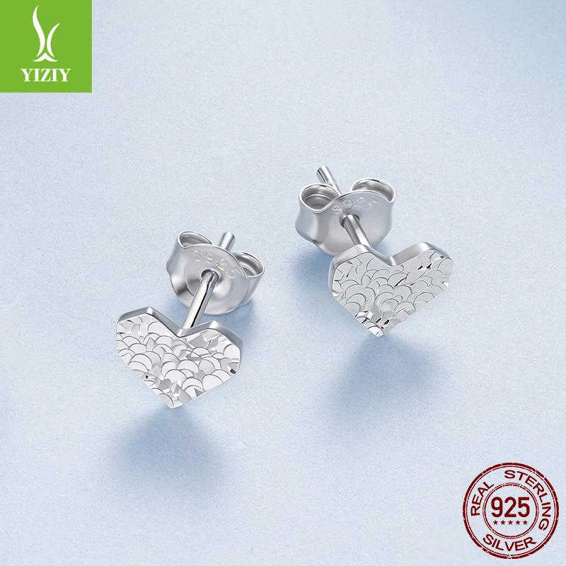 S925 Sterling Silver Shining Love Stud Earrings Women'S Simple Classic Sequin Design Small Stud Earrings