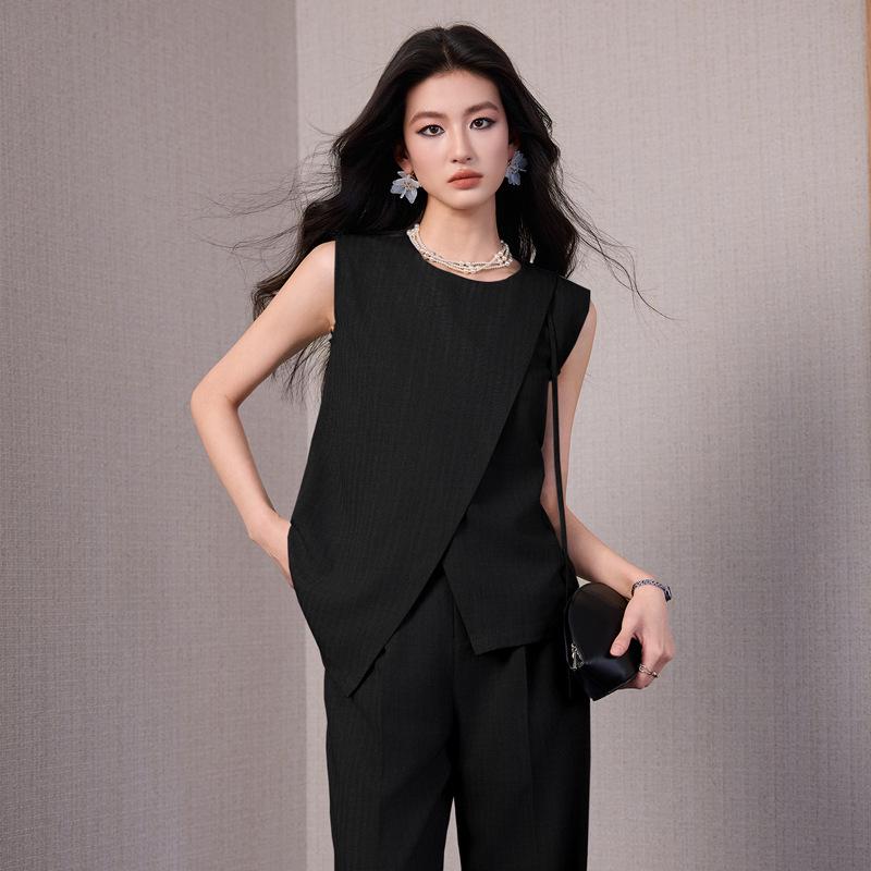 Women's Irregular Vest Two-Piece Set - Spring/Summer High-End Fashion