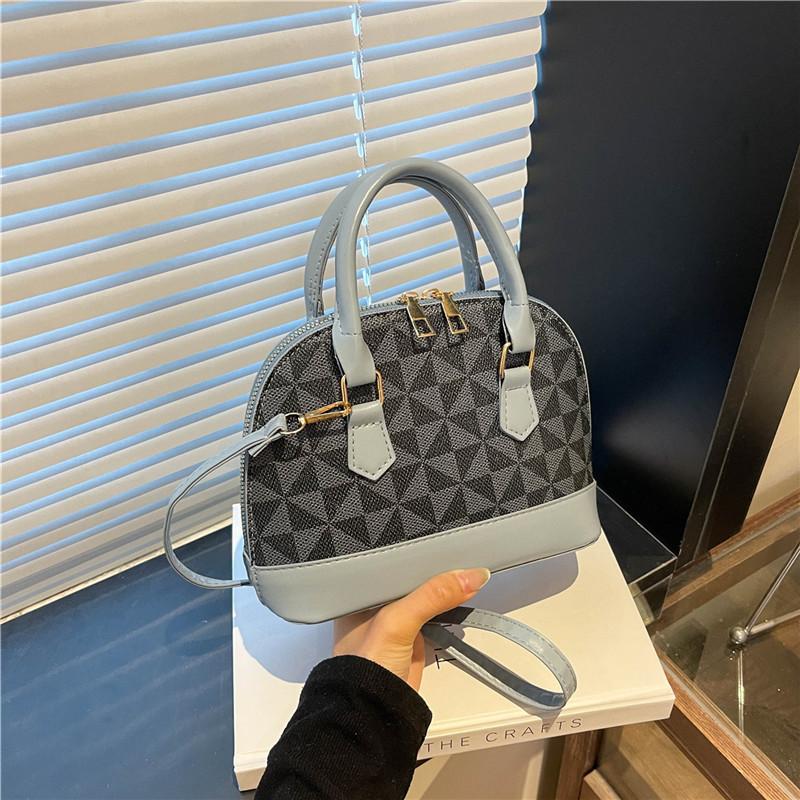 2025 Presbyopia Women's Bag High-end Sense Exquisite Versatile Shell Bag Fashion Niche Simple Messenger Handbag