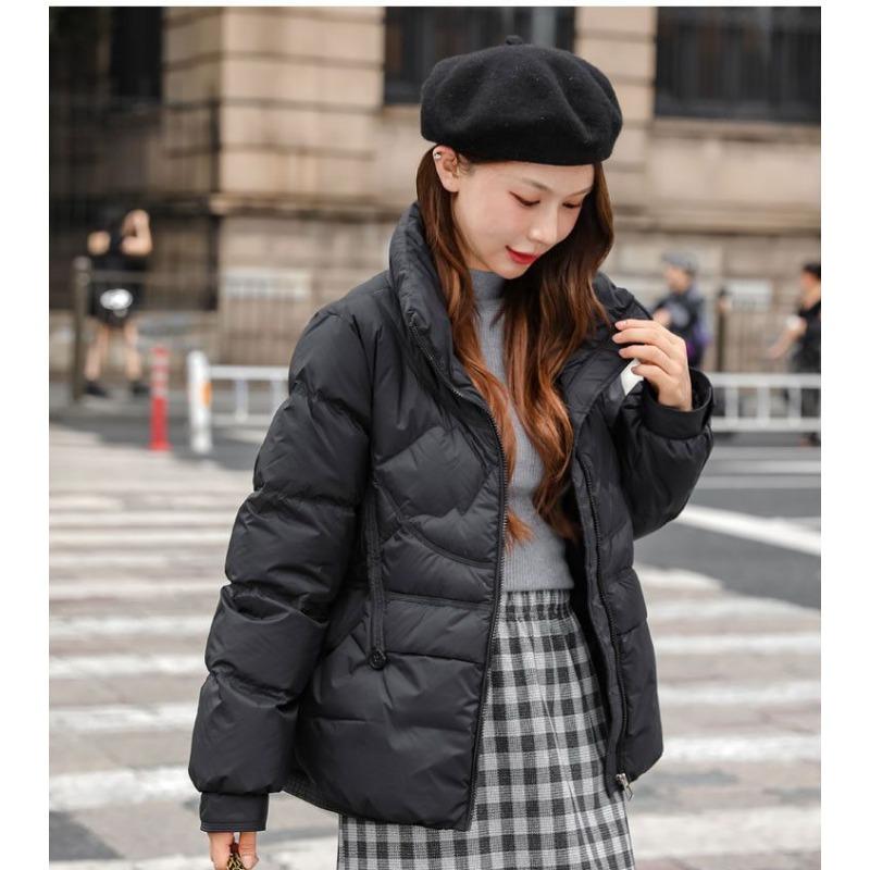 Chaqueta de Algodón Elegante y Adelgazante para Mujeres Petite, Ligera y Cálida, Diseño de Cuello Alto