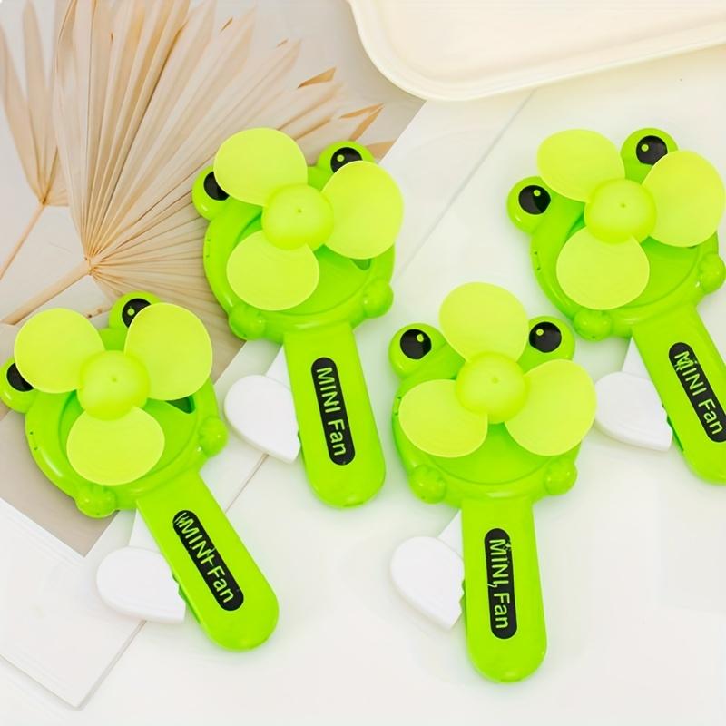 8pcs Mini Cartoon Frog Shaped Portable Handheld Fan Gift Set,Adult Party Birthday Gifts,Pinata Filler,Suitable for Summer Parties,Group Dining Scenes