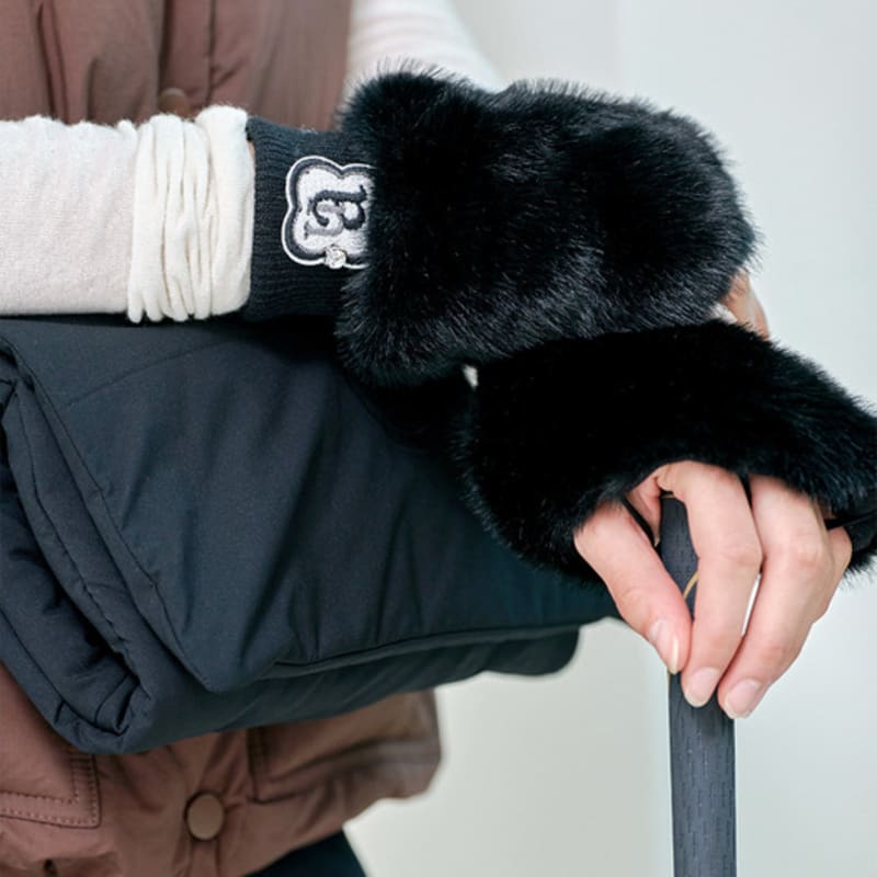 Nitina Crystal Fur Hand Warmer C/BK