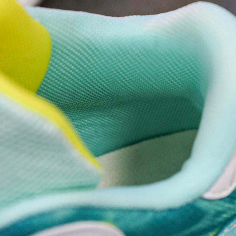 Frühling und Sommer Neue Mesh Atmungsaktive Rutschfeste Jungen Verschleiß-beständig Bequeme Weich-sohle Basketball Schuhe Reibung