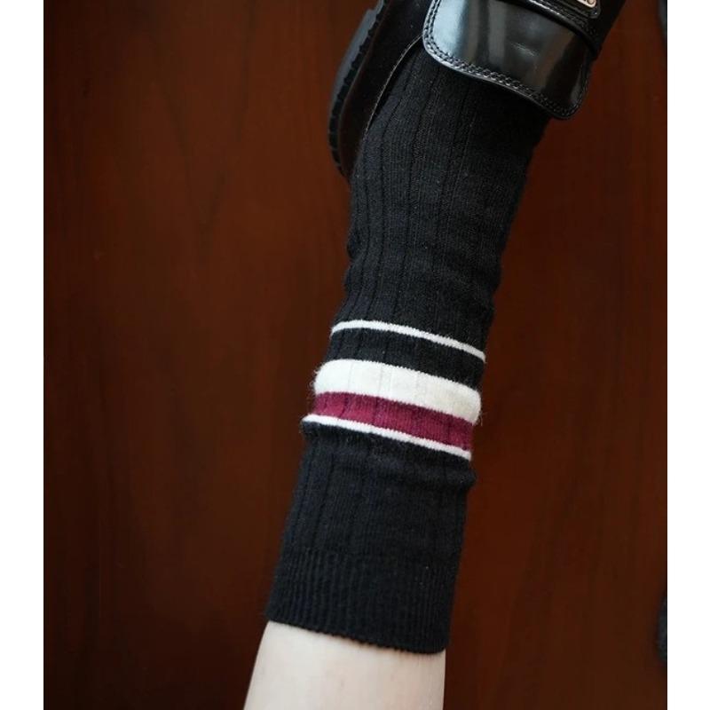 

Женские осенне-зимние удобные всепогодные носки-гольфы из преппи-кашемира с вертикальной полоской 1 pair чёрный