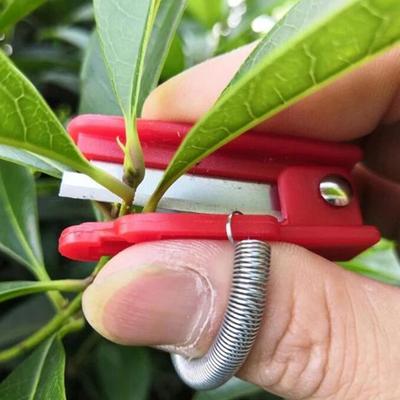 Red Vegetable Fruit Harvesting Picking Tool Vegetable Thump Knife Separator Gardening Thumb Pruner Farm Orchard Gardening Tools