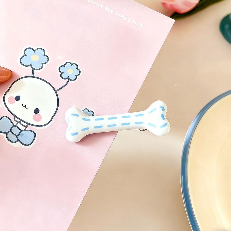 Adorable Cartoon Bone Hair Clip for Women - Fun Girly Duckbill Hair Accessory