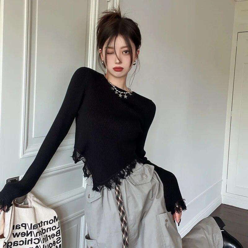 

2KWEIRD Футболка с кисточками в корейском стиле, однотонный кроп-топ, футболки с длинным рукавом, облегающая модная футболка, женская одежда с круглым вырезом, японская L чёрный