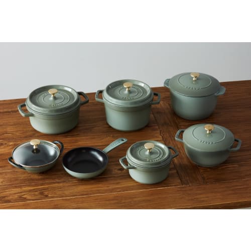 Staub Skillet Eucalyptus 16cm, Enamel, Cast Iron, Induction Compatible, Serial Number Included, Official Japanese Product, Z1027-844