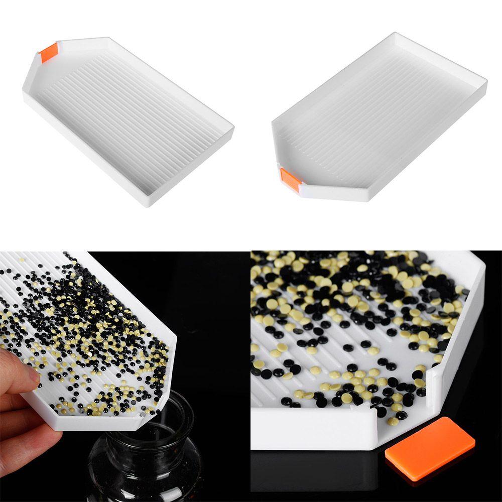 

5pcs Needle Embroidery Square Plastic Tray Plate Diamond Painting Point Drill