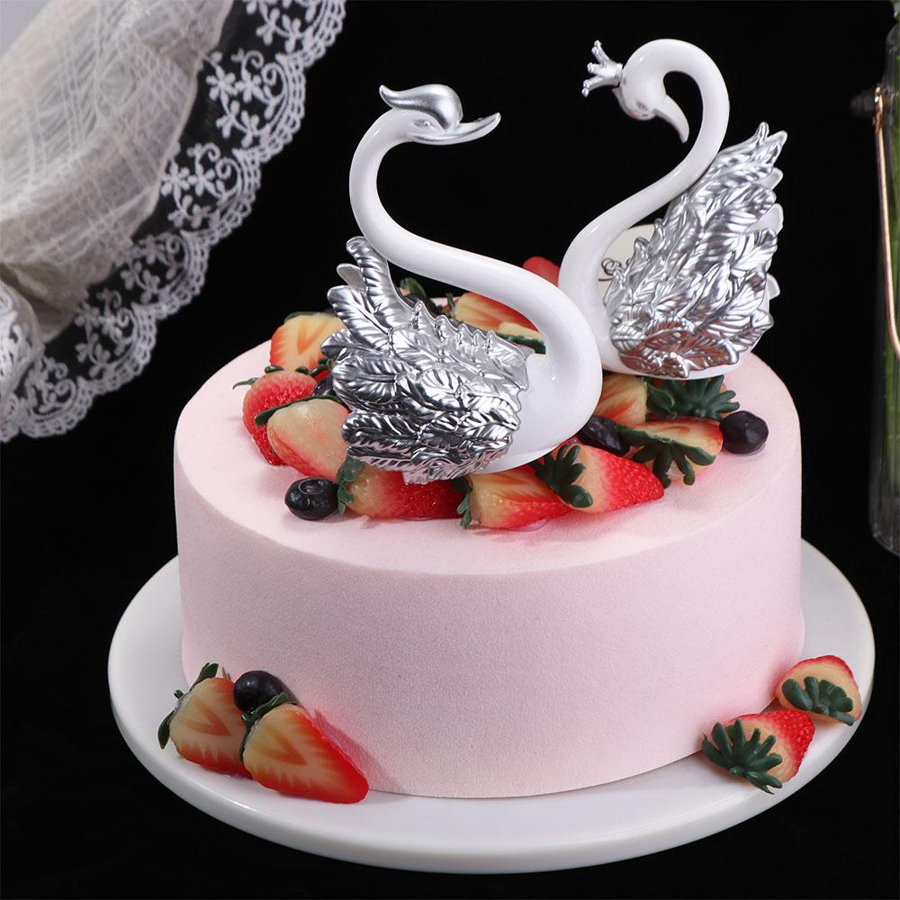 Decorative Baking Decoration Desktop Cake Topper Anniversary Ornament Swan Figurine Miniatures