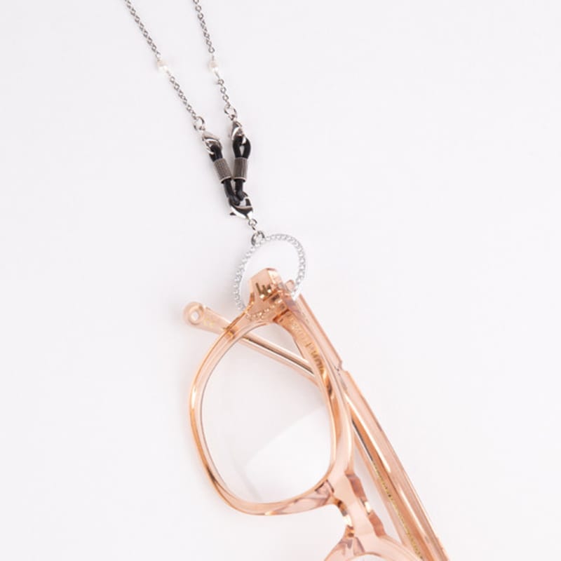 SPRING STRINGS Oval Pearl Chain