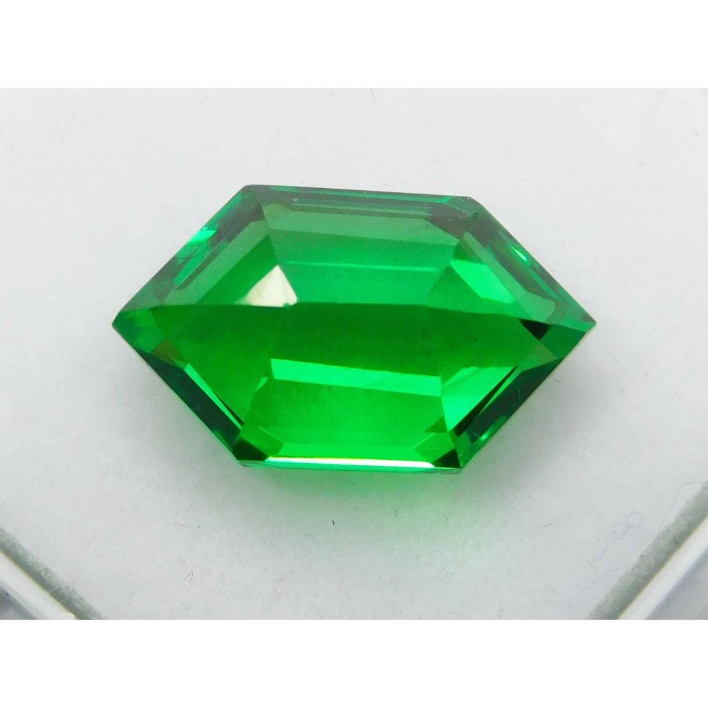 Natural Tsavorite Garnet Fancy Cut Green 9 Ct Loose Gemstone