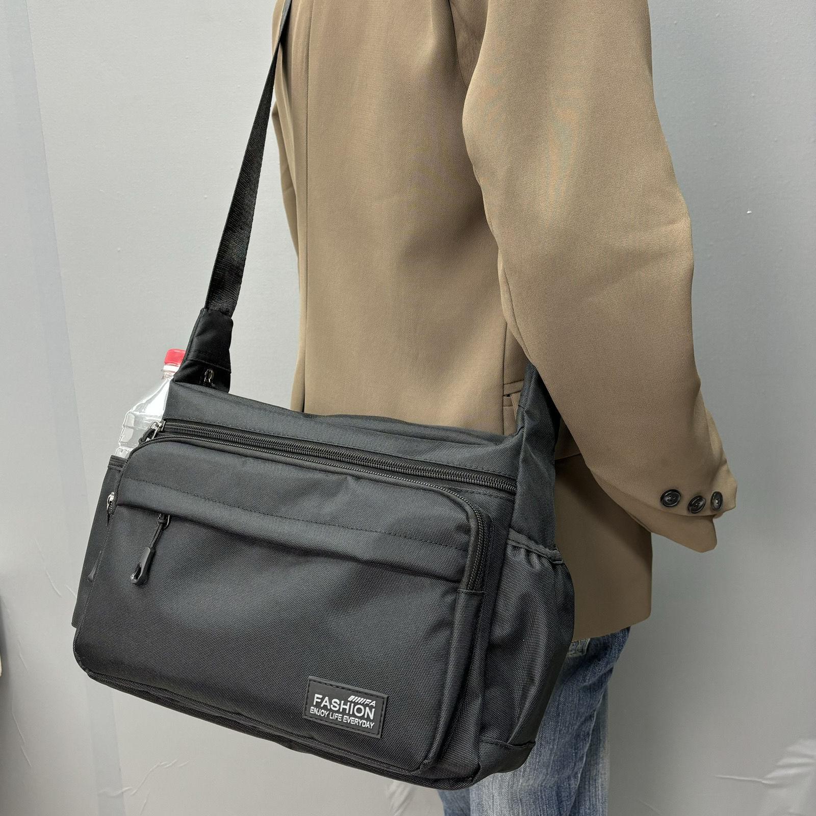 

Мужская водонепроницаемая сумка-кроссбоди из ткани Оксфорд - Прочная, износостойкая, большой вместимости, повседневный деловой рюкзак чёрный