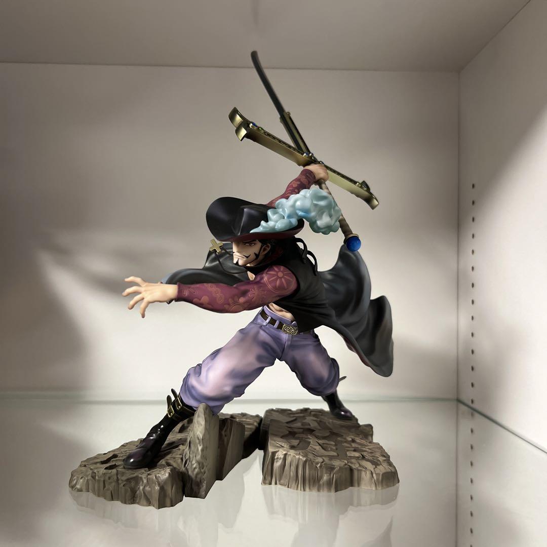 

[USED] Opened P.O.P One Piece Maximum Dracule Mihawk