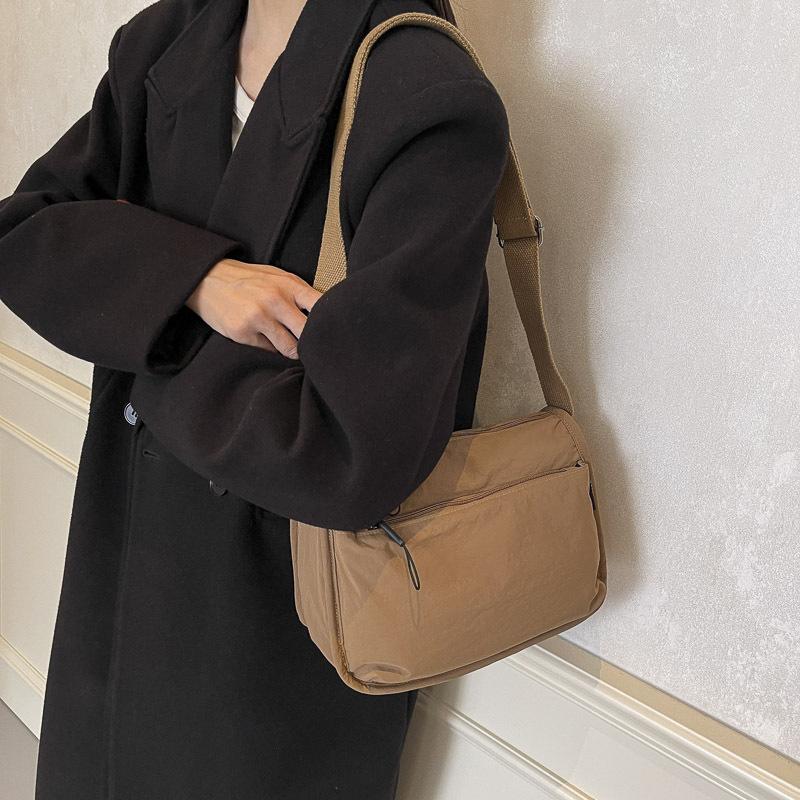 Solid Color Casual Cloth Bag Versatile Mobile Phone Bag Work Commuter Bag Women's Small Square Bag One Shoulder Messenger Bag