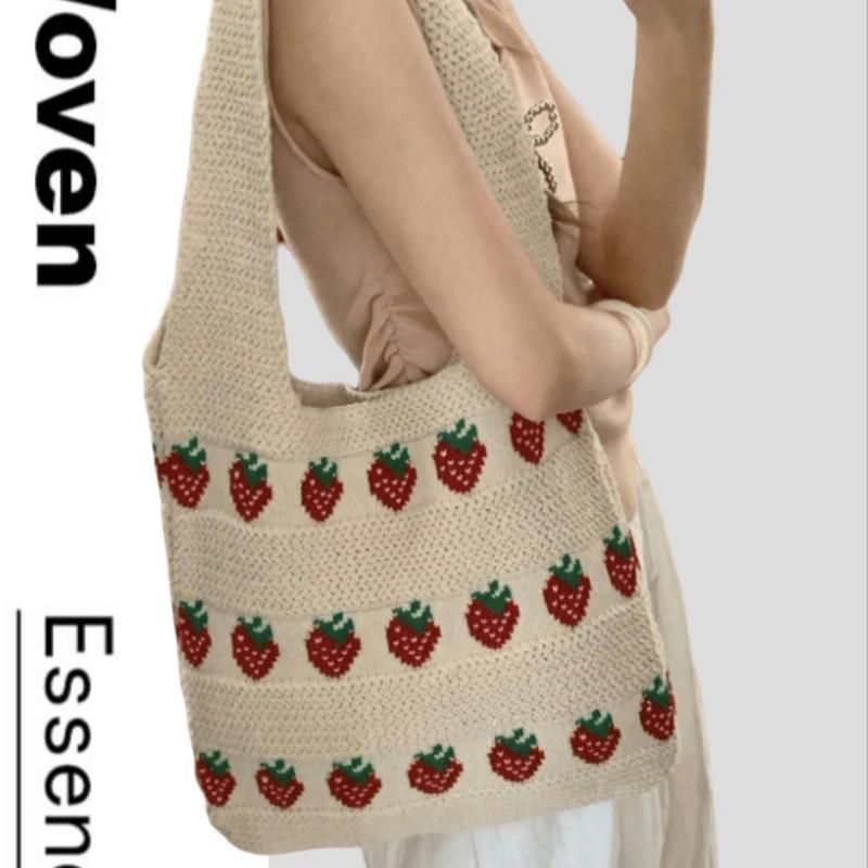 Large Capacity Strawberry Woven Tote Bag Knit Crochet Durable Womens Handbag with Spacious Compartments