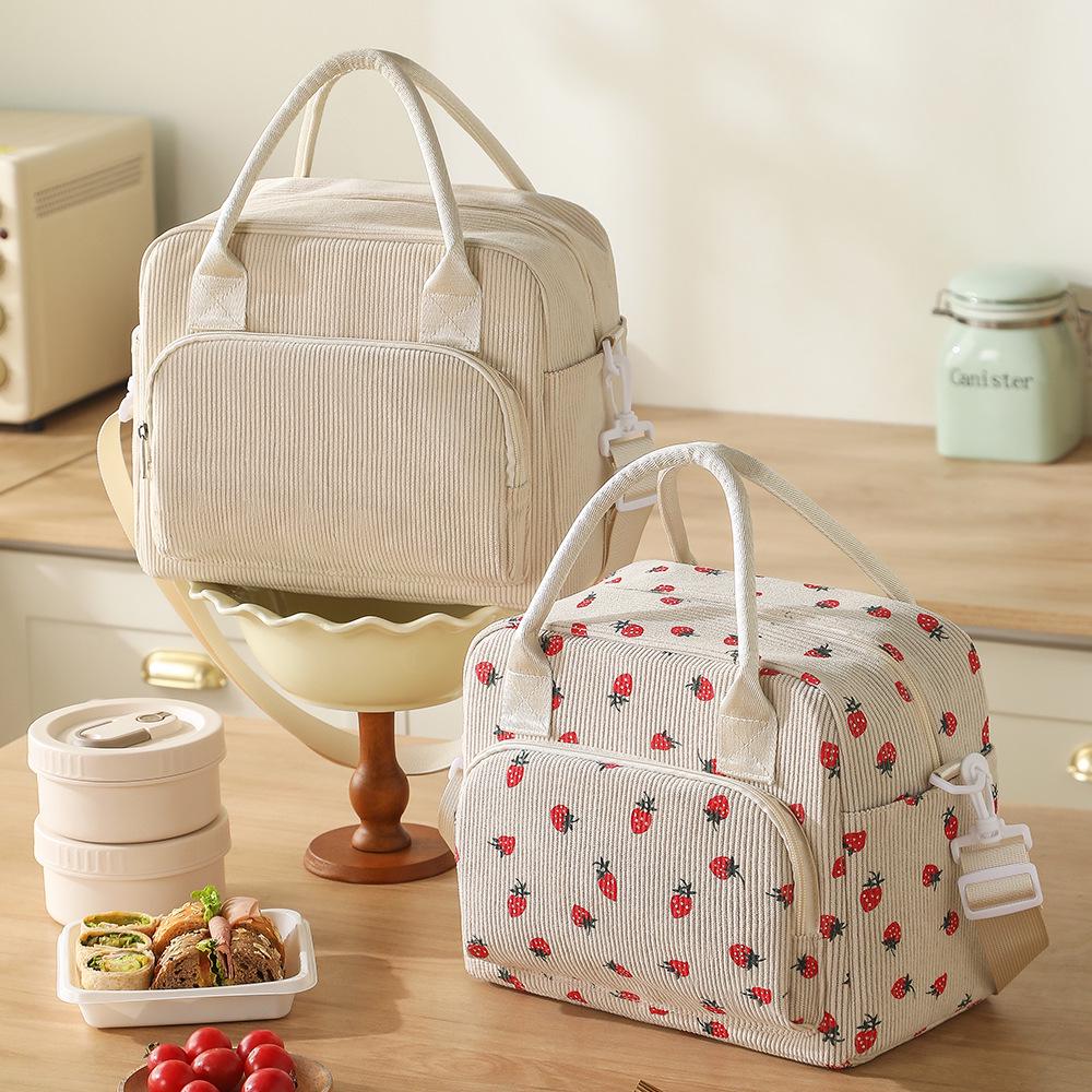 Corduroy Insulated Bento Lunch Bag for Office Workers - Stylish Handheld Design.