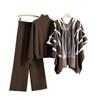 Damen Herbst/Winter Freizeit Dreiteiler: Gestrickter Pullover-Schal, Cape und Weitbeinige Hose
