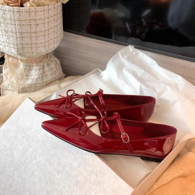 Yuanlitong pointed single shoes women's 2025 bow shallow mouth flat Mary Jane shoes retro red temperament banquet shoes