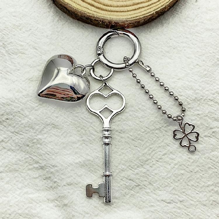 Unique Heart Shaped Keychain Mobile Phone Charm Elegant Jewelry Decoration Fashionable Accessory Portable Keychain