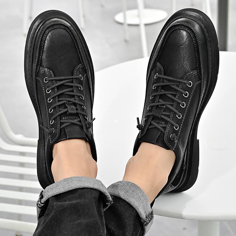 Sapatos masculinos de grife italiana, sapatos casuais de negócios, sapatos masculinos formais britânicos, sapatos de trabalho à prova d'água de alta qualidade para áreas externas