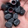 Univerzální barevné krytky ventilků s O-kroužky - Odolné plastové kryty proti prachu na pneumatiky