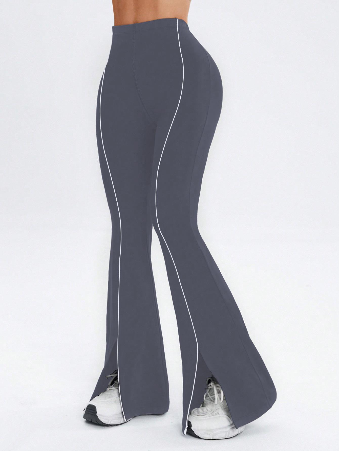 Minimalistische High-Waist Schlag-Yoga-Hose: Schmale Passform, Elastisch, Po-Hebend, Beinverlängernd für Laufen und Fitness Medium white